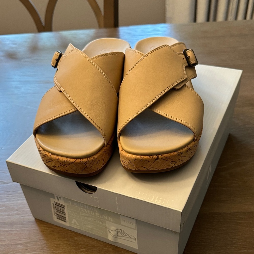 AEBO Tan Leather Women's Sandals